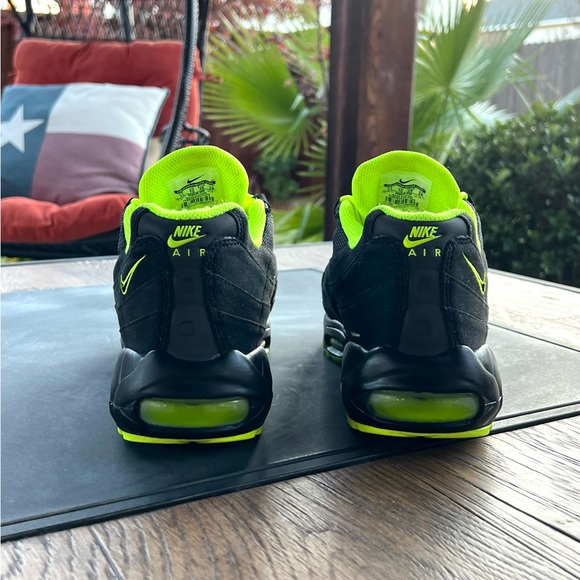 Nike Air Max 95 Black Volt (2012) - Rare - Picture 10 of 14